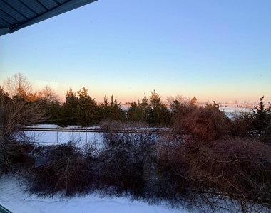 1511 Railroad Avenue - Photo Thumbnail 29