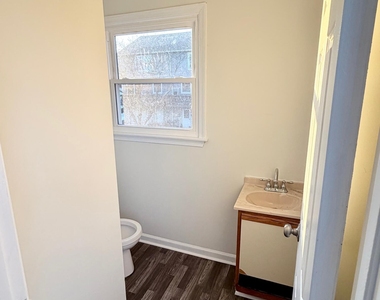 1511 Railroad Avenue - Photo Thumbnail 11