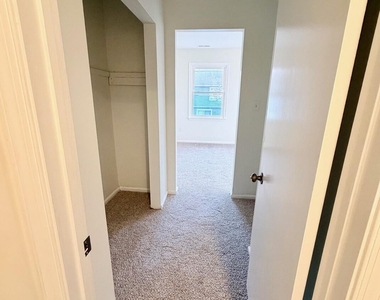 1511 Railroad Avenue - Photo Thumbnail 23