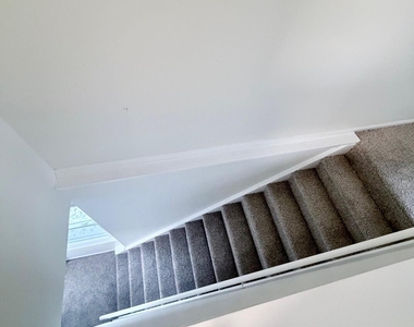 1511 Railroad Avenue - Photo Thumbnail 35
