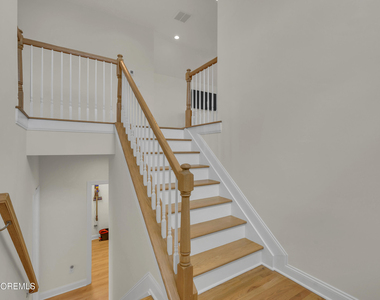 511 N Highway 35 - Photo Thumbnail 26