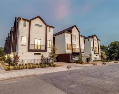 3308 Birmingham Avenue - Photo Thumbnail 2