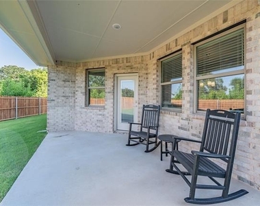 101 Gardenia Drive - Photo Thumbnail 20