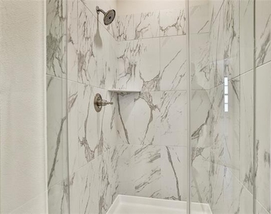 101 Gardenia Drive - Photo Thumbnail 15