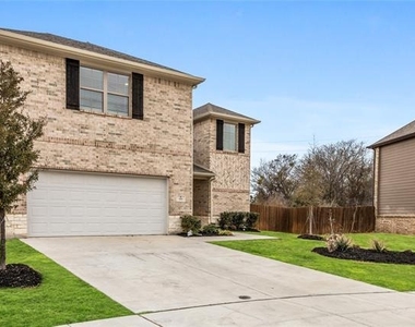 101 Gardenia Drive - Photo Thumbnail 33