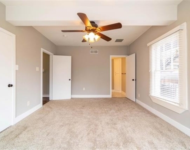 2226 W Rosedale Street S - Photo Thumbnail 8