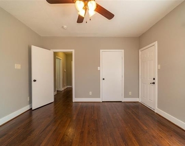 2226 W Rosedale Street S - Photo Thumbnail 11