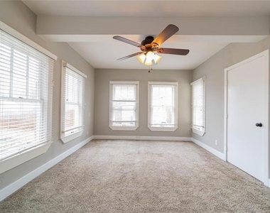 2226 W Rosedale Street S - Photo Thumbnail 7
