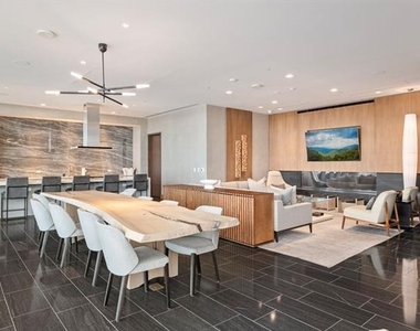 7901 Windrose Avenue - Photo Thumbnail 26