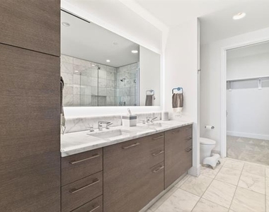 7901 Windrose Avenue - Photo Thumbnail 15