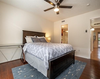 5132 Amesbury Drive - Photo Thumbnail 22