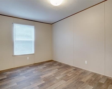 2509 Elk Trail - Photo Thumbnail 12