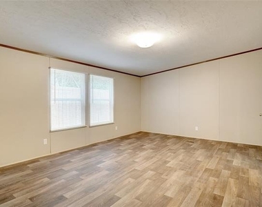 2509 Elk Trail - Photo Thumbnail 8