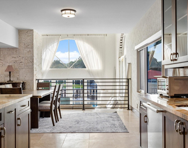 1421 Ponce De Leon - Photo Thumbnail 40
