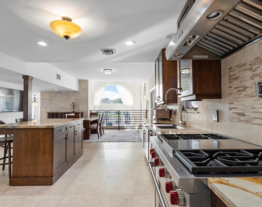 1421 Ponce De Leon - Photo Thumbnail 36