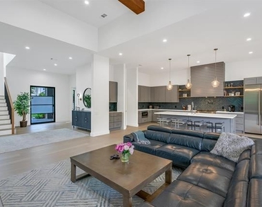 3932 Cortez Drive - Photo Thumbnail 4