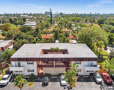 230 Sw 1st Street - Photo Thumbnail 2
