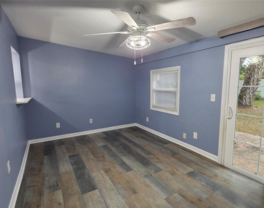 426 Tulip Drive - Photo Thumbnail 10