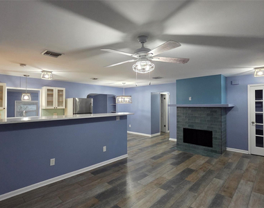 426 Tulip Drive - Photo Thumbnail 19