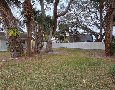 426 Tulip Drive - Photo Thumbnail 24
