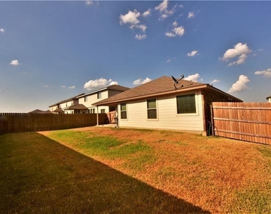 3217 Jackal Drive - Photo Thumbnail 33