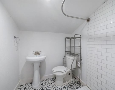 3214 King Street - Photo Thumbnail 14