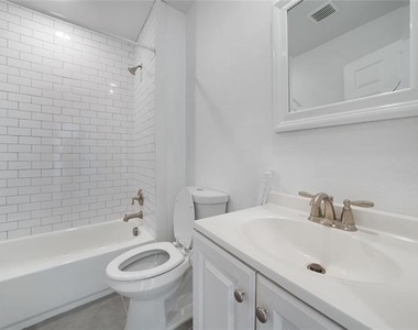3214 King Street - Photo Thumbnail 10