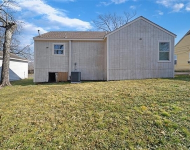 3214 King Street - Photo Thumbnail 21