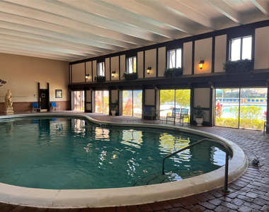 3670 N Inverrary Drive - Photo Thumbnail 10