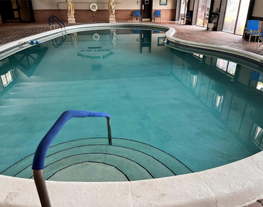 3670 N Inverrary Drive - Photo Thumbnail 15