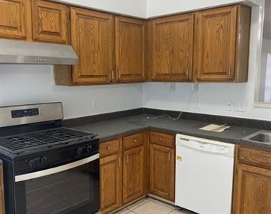 337 Conger Drive - Photo Thumbnail 5