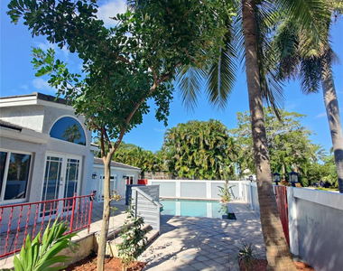 733 Ne 18th Avenue - Photo Thumbnail 64