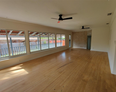 733 Ne 18th Avenue - Photo Thumbnail 28