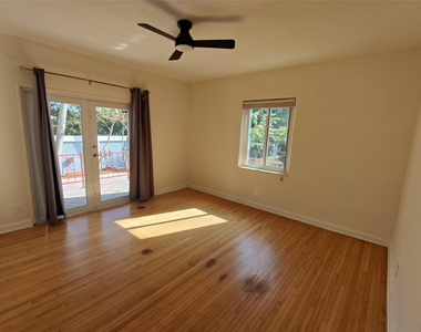 733 Ne 18th Avenue - Photo Thumbnail 8