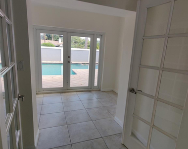 733 Ne 18th Avenue - Photo Thumbnail 44