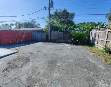 733 Ne 18th Avenue - Photo Thumbnail 77