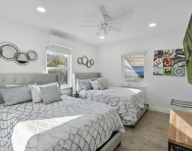 9232 Harding Avenue - Photo Thumbnail 15