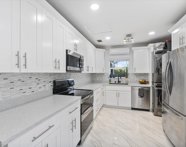 9232 Harding Avenue - Photo Thumbnail 8