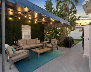 9232 Harding Avenue - Photo Thumbnail 21