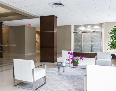 4250 Galt Ocean Drive - Photo Thumbnail 5