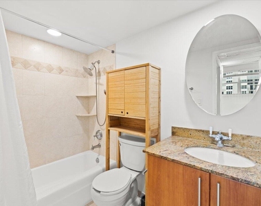4250 Galt Ocean Drive - Photo Thumbnail 22