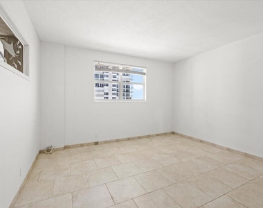 4250 Galt Ocean Drive - Photo Thumbnail 19