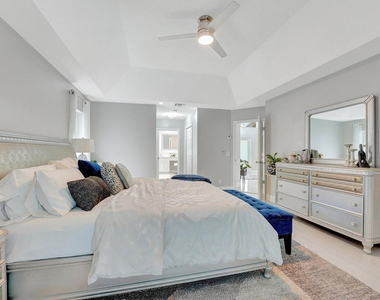 9066 Nw 52nd Court - Photo Thumbnail 13