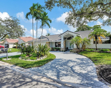 9066 Nw 52nd Court - Photo Thumbnail 1