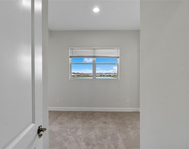 5206 Liberty Lane - Photo Thumbnail 16