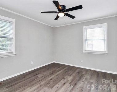 1825 Academy Street - Photo Thumbnail 6