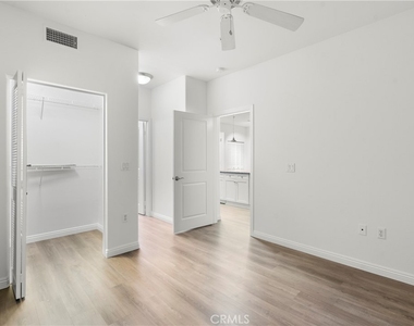 100 S Alameda - Photo Thumbnail 44