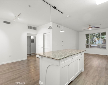 100 S Alameda - Photo Thumbnail 31
