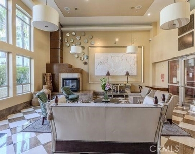 100 S Alameda - Photo Thumbnail 12