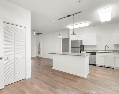 100 S Alameda - Photo Thumbnail 26